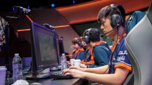 Echo Fox Releases 3 Players And Is In Talks With Cloud9 For “Smoothie”