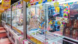 Man Who Put Daughter Into Crane Game Vending Machine To Steal Switch Arrested