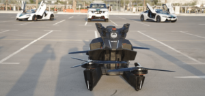 有錢就是任性 藍寶堅尼外…杜拜警察新載具「飛行機車」登場！