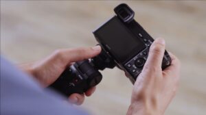 Sony 發表新的藍牙拍攝手把！GP-VPT2BT 讓拍照更靈活
