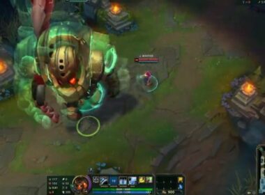 Riot 設計師的超大型巨人之亂，還以為是納帝魯斯呢！