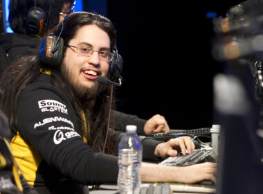 Imaqtpie：玩下路就像朝九晚五，人家在開 party 我還在上班