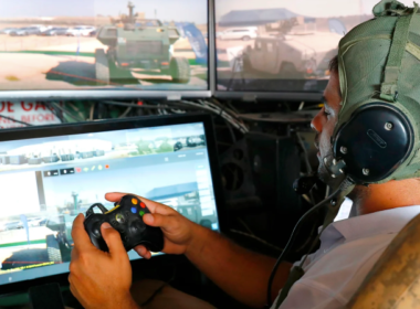 以色列用 Xbox 搖桿操縱坦克車！營長：這玩起來跟《要塞英雄》差不多！