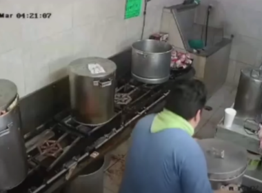 影 / 統神財務危機餐廳打工心酸畫面流出？地板很滑的啊！