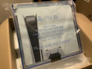 SIE 免費贈送給全球首位購入 PS4 玩家一台 Playstation5 主機